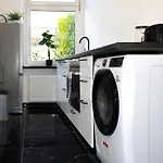 Apartman Modernes Zentral Mit Kueche & Smart Tv *