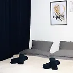 Modernes Zentral Mit Kueche & Smart Tv *