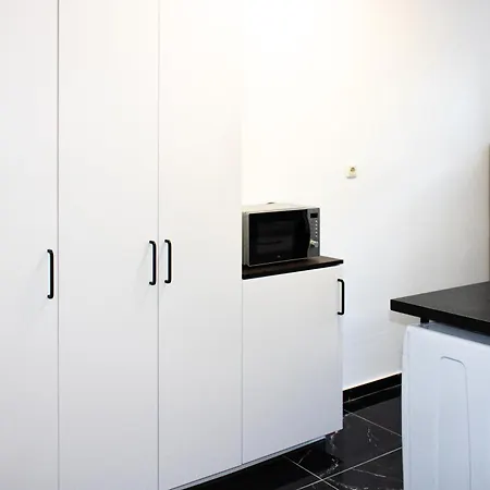 Apartment Modernes Zentral Mit Kueche & Smart Tv *
