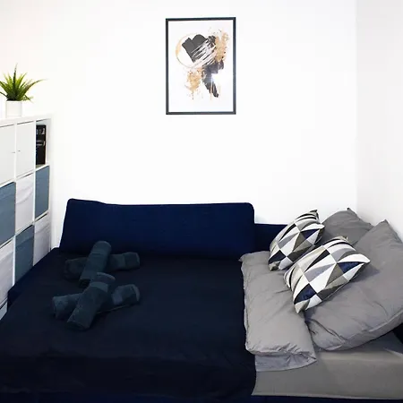 Modernes Zentral Mit Kueche & Smart Tv * Wuppertal