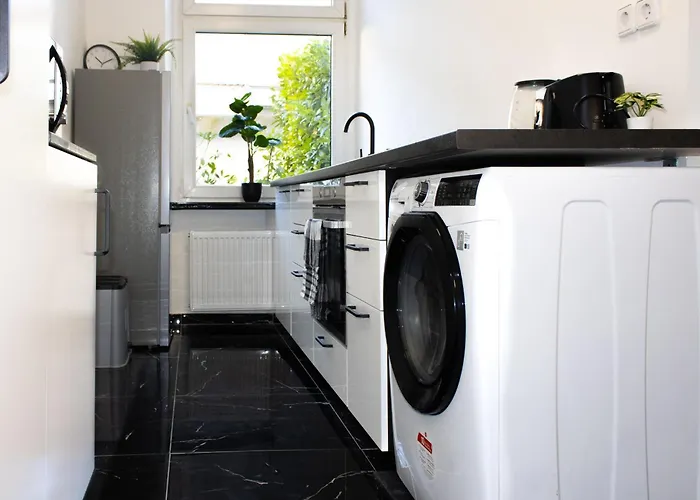 Appartement Modernes Zentral Mit Kueche & Smart Tv *